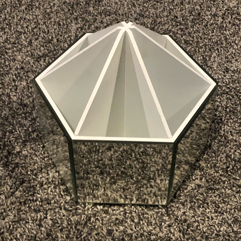 6 slotted lazy Suzan organizer like new